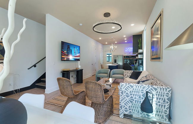 The Grove by AvantStay – Stylish Group Stay with Private Bathrooms - Foto 54