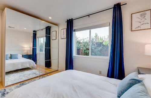 Santana Row Garden Retreat Private Executive Residence with Koi Pond and Waterfall Walk to Santana Row Valley Fair Dining and Shopping Private Entrance - Photo 33