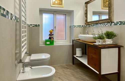 Casa Hygge - Lake Front - Photographer's Art Home - Photo 41