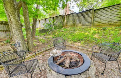 Family Home with Ping-Pong and Fire Pit in Lexington - Foto 27