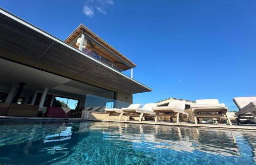 Villa de luxe surplombant la mer, piscine suspendue - Foto 4