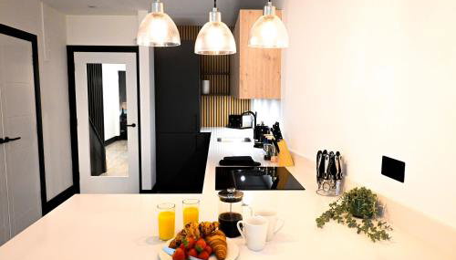 Laurie Grove - Foto 4