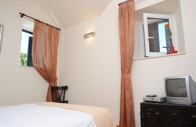 Apartments Vila Marija - Photo 8