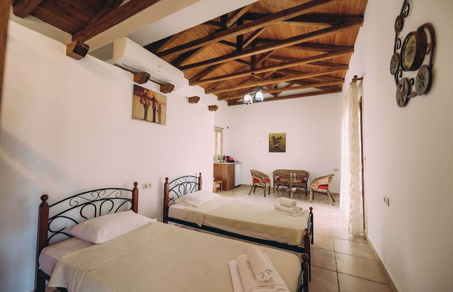 Trikalioti\'s Lush Green Estate Apartments - Photo 9