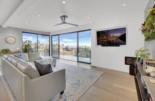 New! Luxury 5BR, W/Arcade, Sauna, Views, Fire Pit! - Foto 15