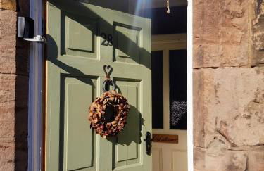 Woolly Hill House - Beautiful Townhouse in the Heart of Wooler - Photo 1