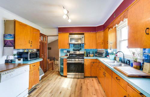 Cozy Ballston Spa Home with Fenced Yard! - Foto 9