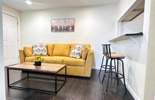 Cozy Corner 10mins to Downtown - Foto 5