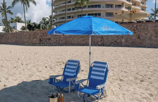 Ocean Front Penthouse Pool Sleeps 8 People - Foto 44