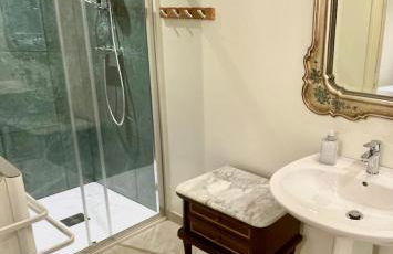 New Listing! Maison Delluc with Spectacular Vistas - Foto 28