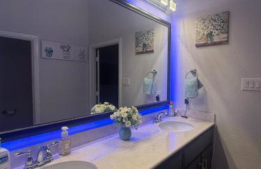 Modern Family Fun Home near AT&T Stadium, Rangers,6Flags, Epic Water Park - Foto 36