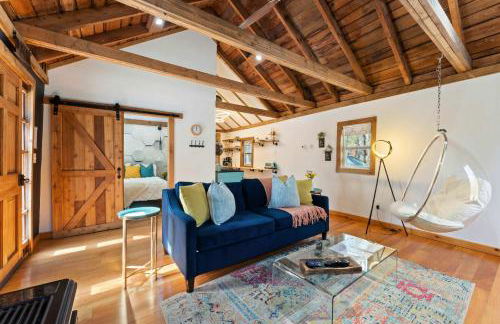 Perfect Couples Cabin Fireplace Firepit & Wine Nearby - Foto 6