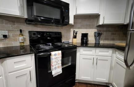 Med Center Charm 2br Haven - Photo 13