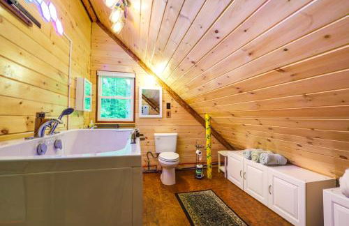 Cozy Elizabethtown Cabin with Fire Pit! - Foto 16