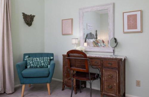 NEW! Dragonfly at Firefly Grove w/ River Access - Foto 13