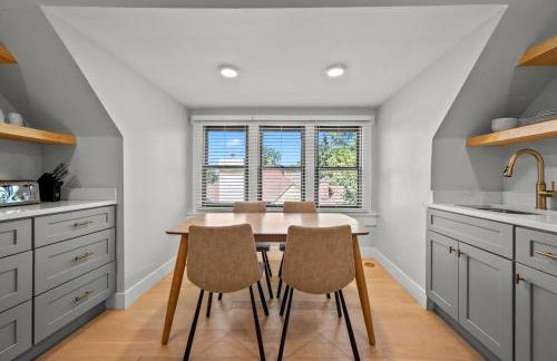 Broadway Dog-Friendly Loft with Parking - Foto 5