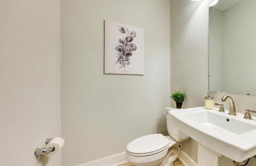 New-Build Jacksonville Townhome with Private Yard! - Photo 15