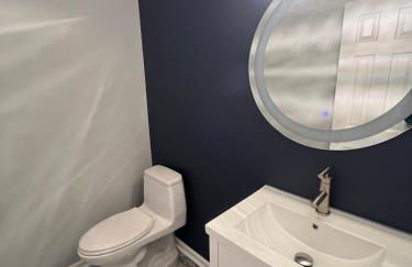 Luxe Central Suburban Retreat - Foto 17