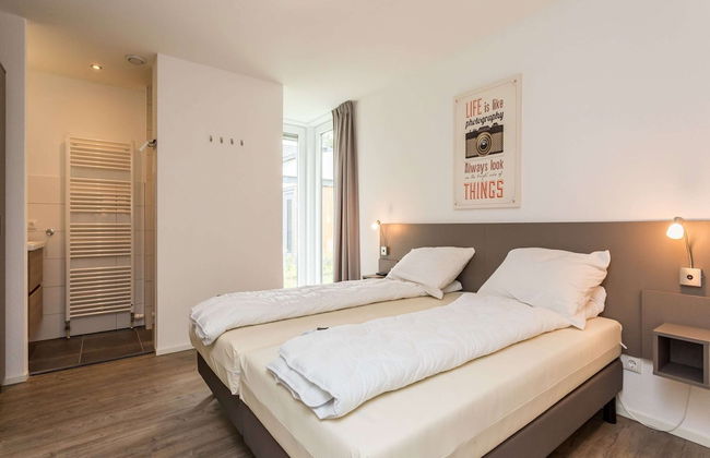 Modern Villa With Wellness in Limburg - Photo 3