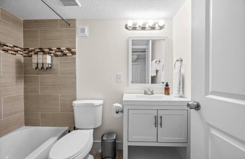 Ski Resorts & DT, Hot Tub, Game Room, Yard, 9 beds - Foto 31