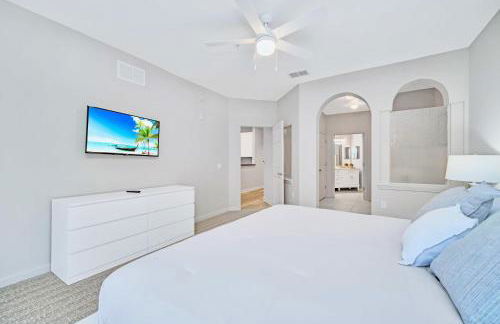 Near Disney - 3BR Condo - Games Pool & Sauna - Foto 27