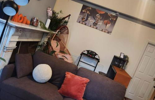 Glams Victoria apartment - Photo 12