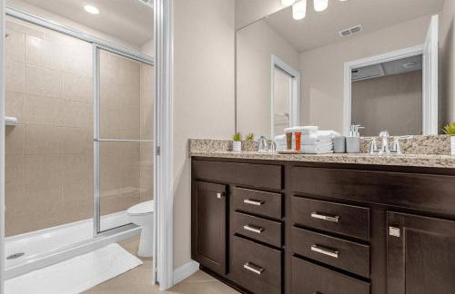 10 BD 8 BA Windsor Cay 16340 SK - Foto 47