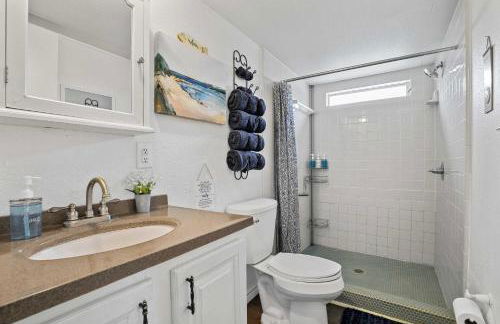 Near Water Lake Dallas Home with Furnished Patio! - Foto 11