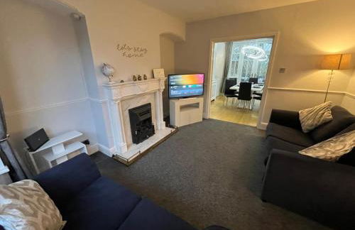 Comfortable, homely 4 bedroom property - Foto 2