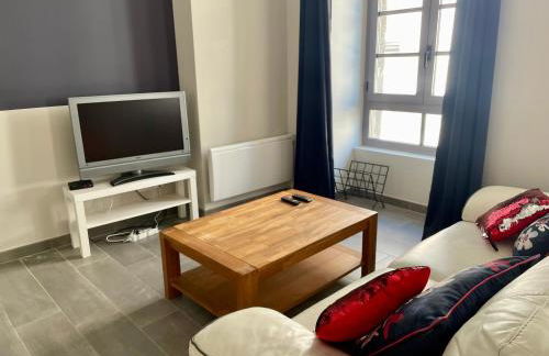 "En Roue Libre" 45m2 au calme centre-ville rez-de-chaussée - Foto 4