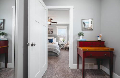 962 Townhouse 3BR Near Downtown Beaches and Wineries - Photo 33