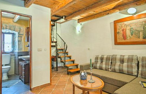 2 Bedroom Beautiful Home In Labin - Foto 4