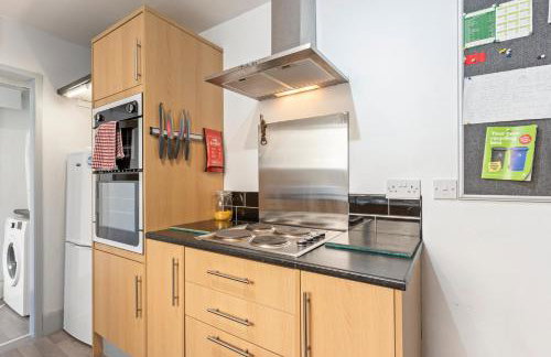 Spacious 3BR House -Sleeps 7 - Contractor Friendly - Foto 7