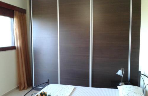 Avia, house with privillaged view, 100 meters from the sea - Photo 25