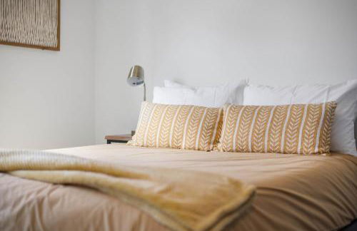 Sunny & modern Derby house - Foto 21