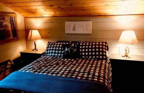 The Birches Cabin, at home in the woods! - Foto 16