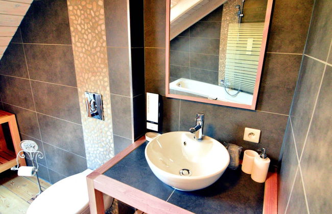 Luxurious Villa with Sauna, Hot Tub, Recreation Room, Large Enclosed Garden - Foto 24