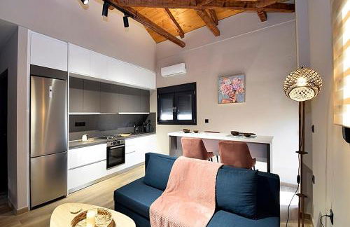 Politis Luxury Home - Photo 1