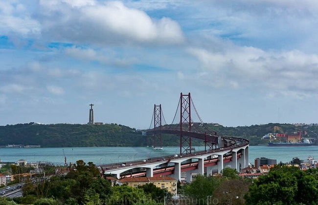 Arrabida and Bacalhoa Wine Tasting Private Tour from Lisbon - Photo 3