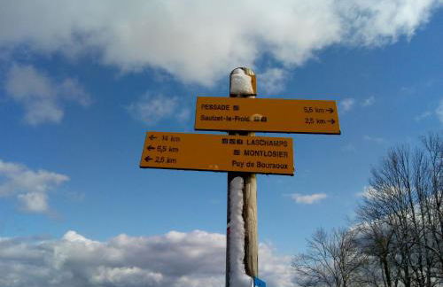 Gîte au pied des volcans d'Auvergne Aydat - Foto 1