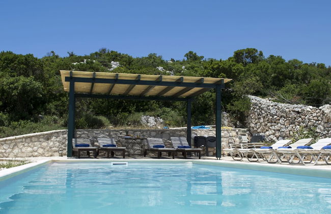 Spacious Villa in Vasiliki with Swimming Pool & Hot Tub - Foto 20