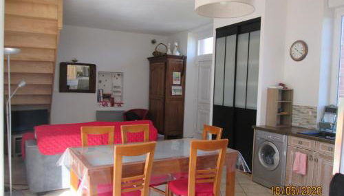 Modern holiday home in Crux-La-Ville with terrace - Foto 5