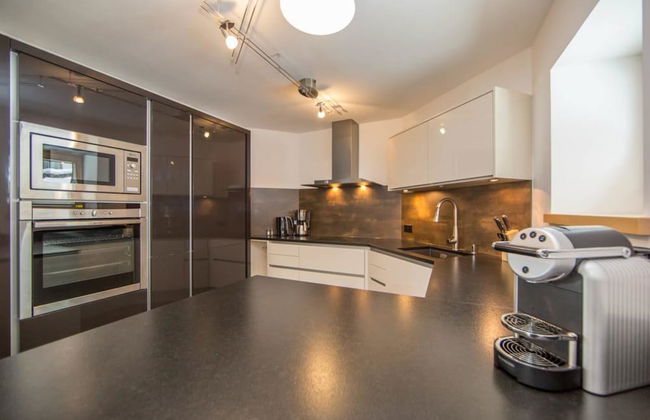 Apartment Anemone - Photo 6