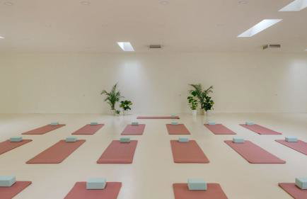 The Pond Estate by Avantstay Maximalist Designer Compound w/ 2 Casitas, Indoor + Outdoor Pools, Tennis Court, & Gorgeous Mountain Views 12k Sqft - Foto 57