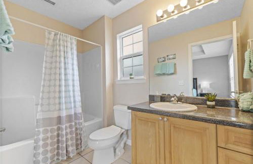 Escape to Paradise w Saltwater Pool 25 Min to PCB - Foto 23