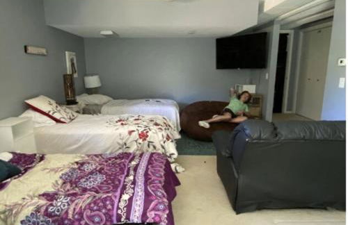 Large Recreational Retreat - Foto 15