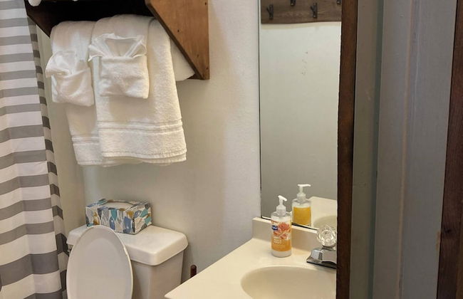 Gold Suites Rentals - Photo 14