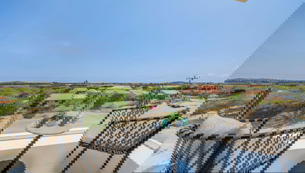 2BR 2BA Top Floor Corner w Amazing Views Gym - Foto 1, Habitación