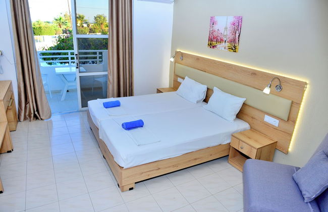 Maroula Studios - Photo 8