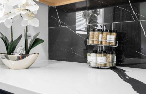 North Chi retreatNavySaunaTiki BarGames - Foto 14